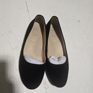 Naturalizer Women's Classic Black Loafers